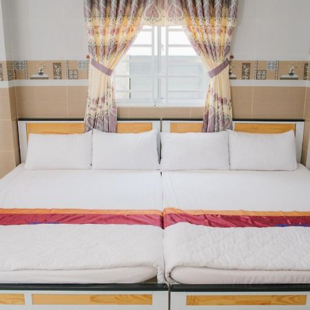 Hiep Hoa Hotel Chau Doc Exteriör bild