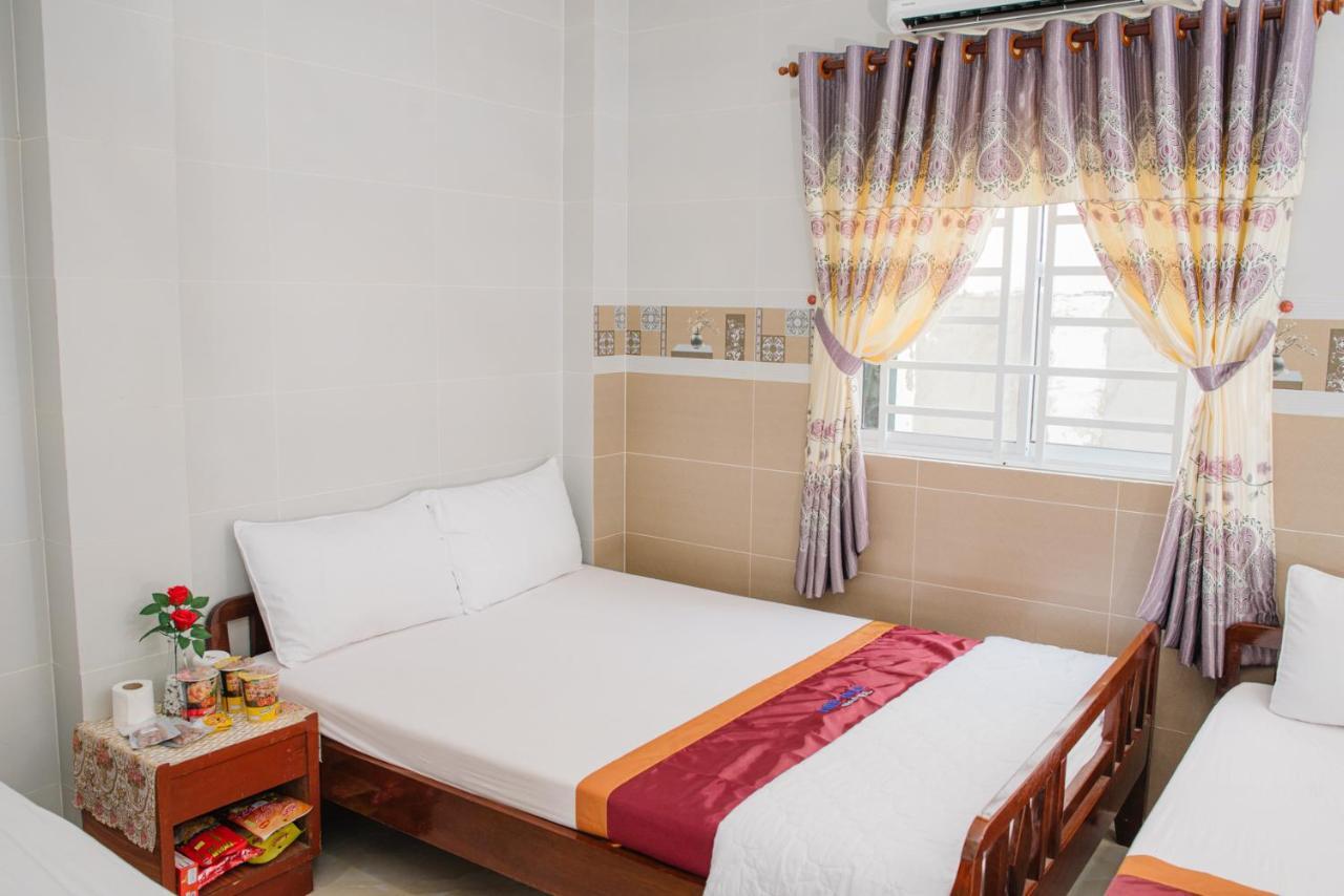 Hiep Hoa Hotel Chau Doc Exteriör bild