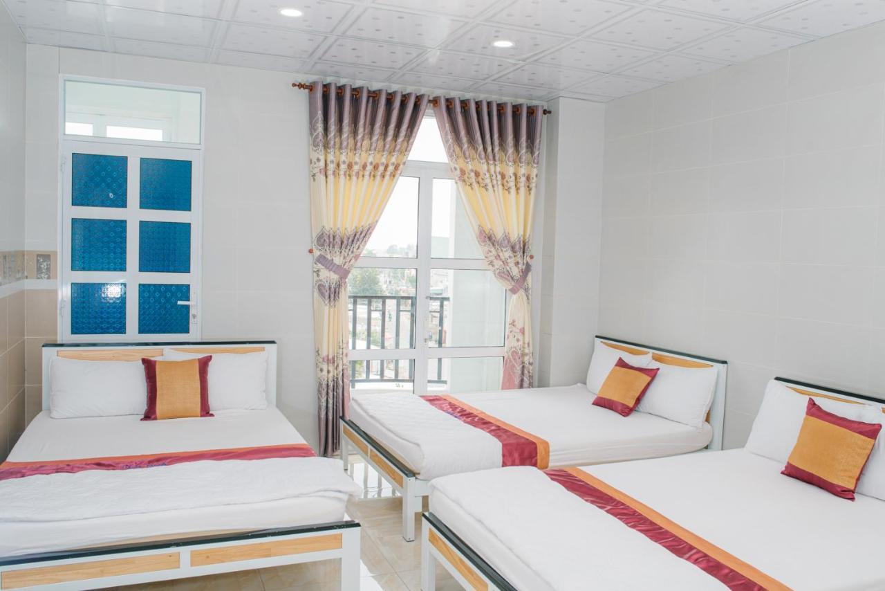 Hiep Hoa Hotel Chau Doc Exteriör bild