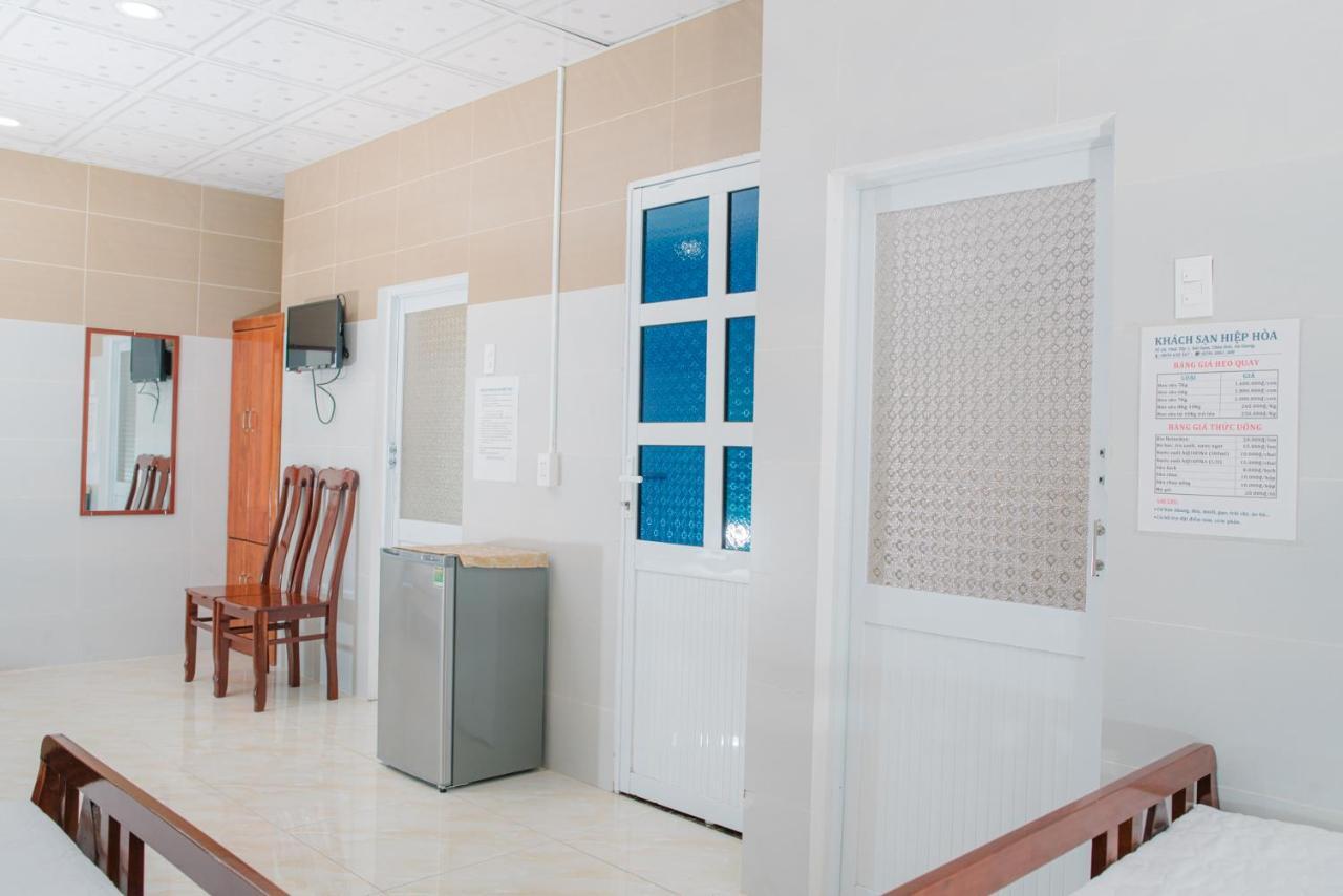 Hiep Hoa Hotel Chau Doc Exteriör bild