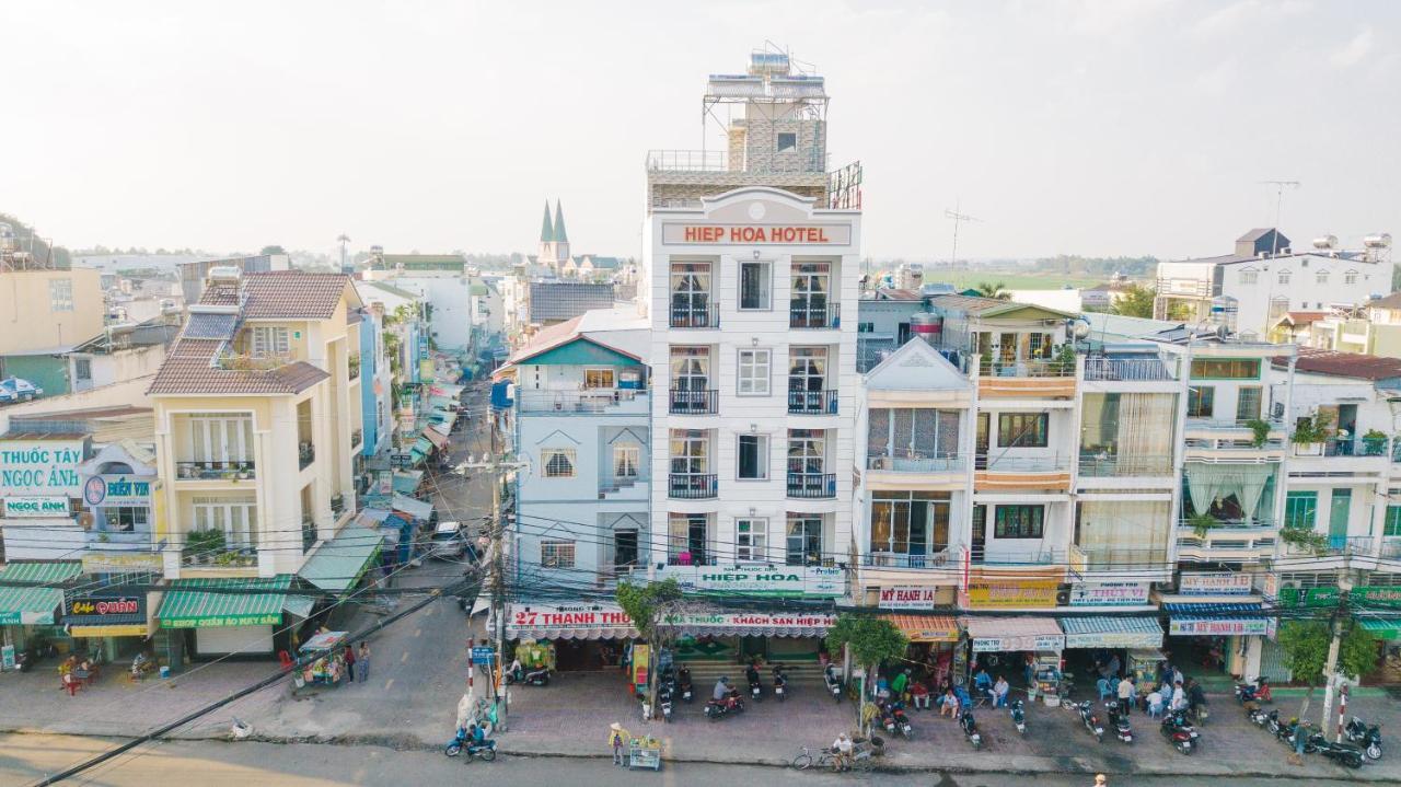 Hiep Hoa Hotel Chau Doc Exteriör bild